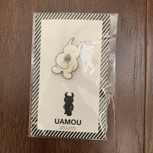 Uamou pin